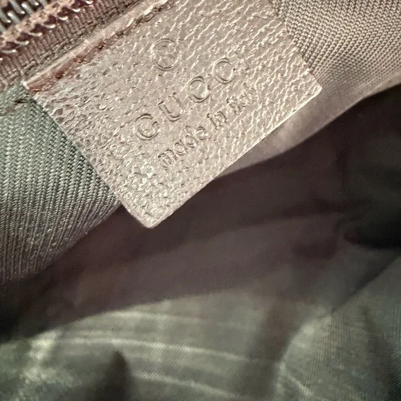 Gucci UNISEX Messenger Bag - Picture 9 of 14